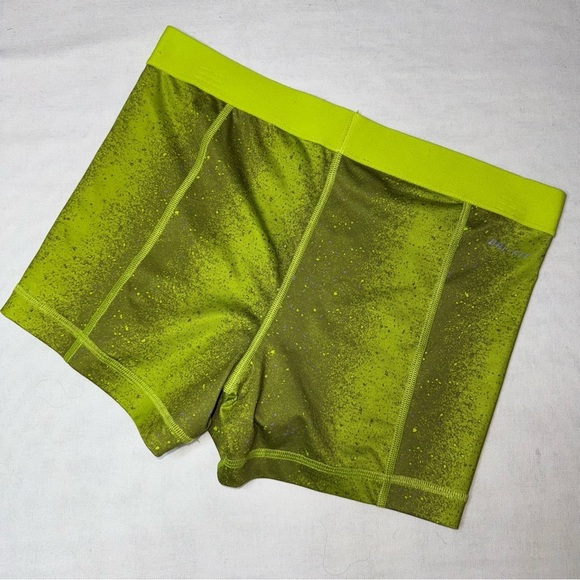 Nike Pro Shorts Size M - Picture 4 of 8